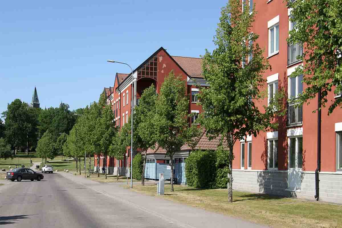På Stallvägen bor du vid Teleborgs slott med närhet till slottsparken och fina grönområden